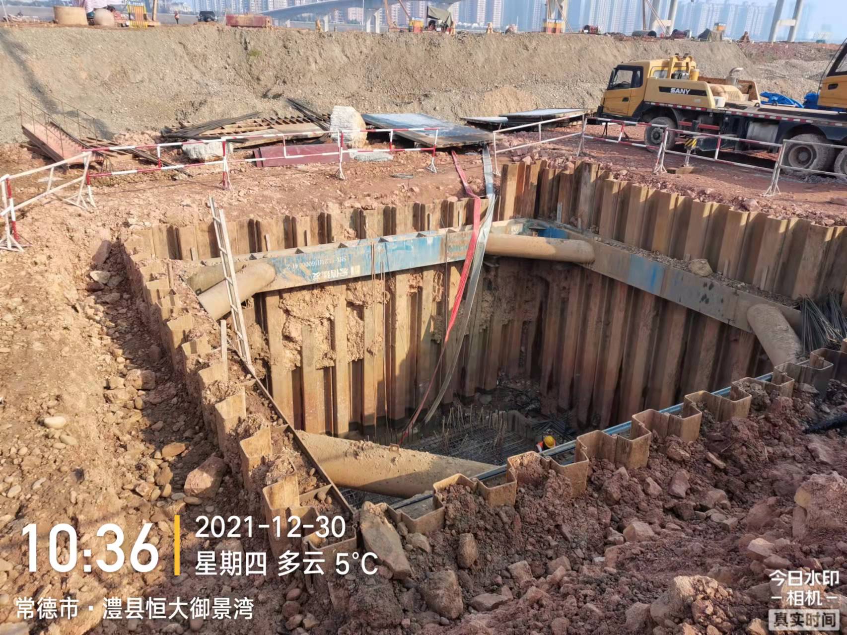 钢板桩施工